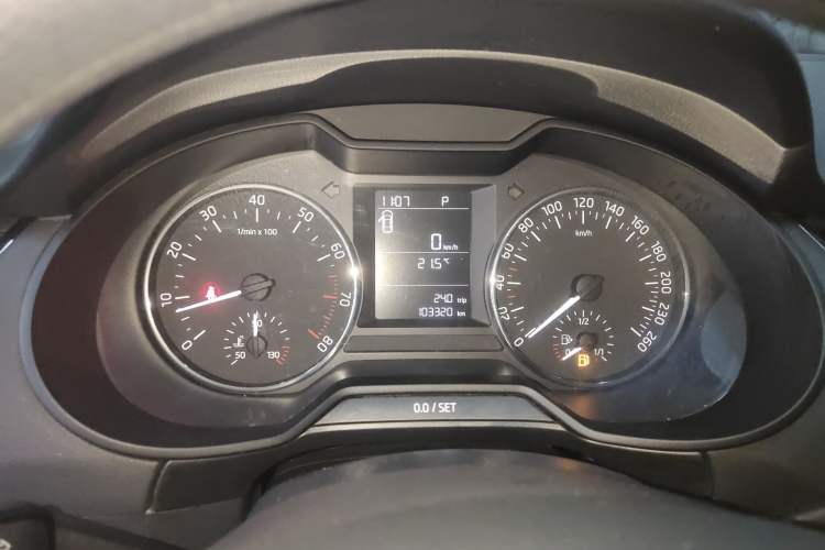 Used Skoda Octavia 2017 1.6L Automatic Front-Wheel Drive Model