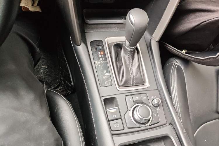 Used Mazda CX-4 2016 2.0L Automatic 2WD Blue Sky Dynamic Edition
