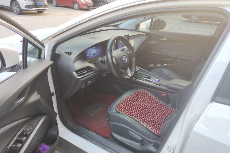 Used Buick Velite 6 2023 430km Range Commuter Version Driver Seat