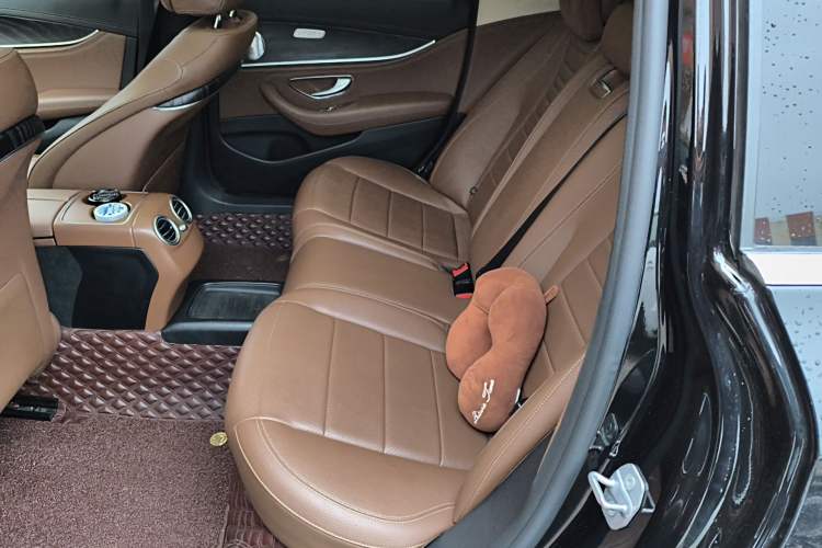 Used Mercedes-Benz E-Class 2019 E 260 L Sport Edition Left Rear Seat