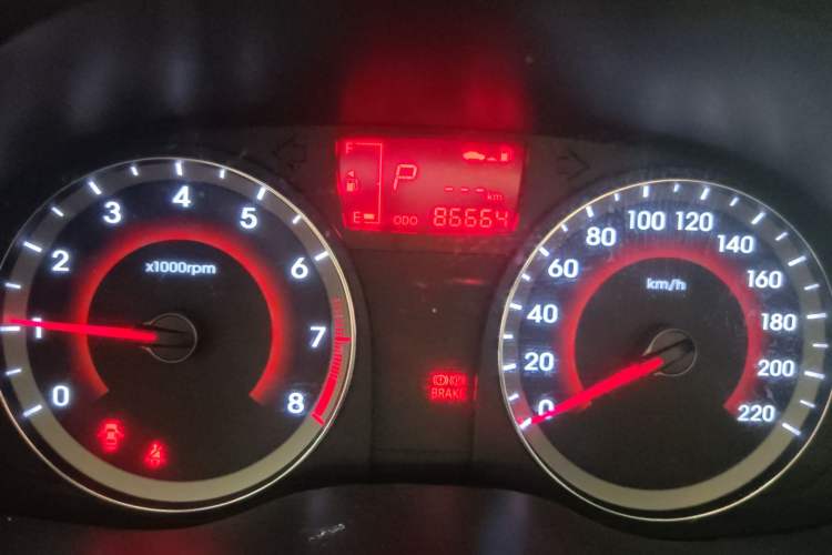 Used Hyundai Verna Ray 2014 1.4L Automatic GLX Instrument Cluster