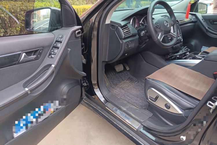 Used Mercedes-Benz R-Class 2017 R 400 4MATIC Exclusive Edition