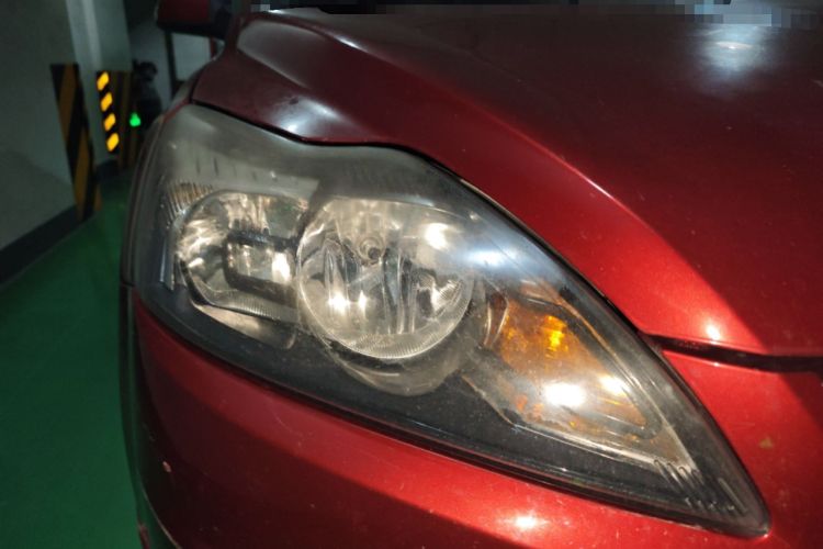 Used Ford Focus 2013 Hatchback Classic 1.8L Manual Fashion Edition Right Front Headlight