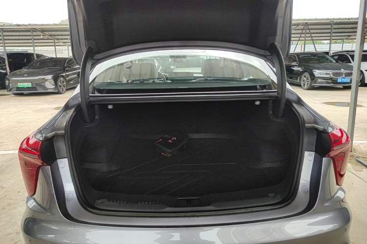 Used Hongqi H5 PHEV 2025 170 Super Hybrid Version
