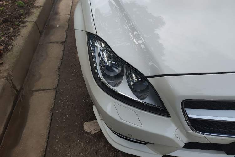 Used Mercedes-Benz CLS 2012 CLS 300 CGI Right Front Headlight