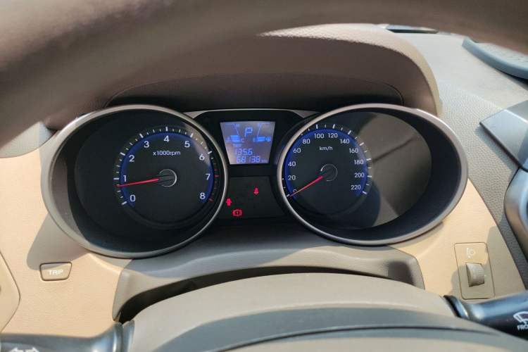 Used Hyundai ix35 2013 2.0L Automatic 2WD Comfort GL China IV Standard Instrument Cluster