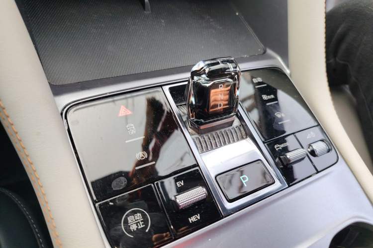 Used BYD Song PLUS New Energy 2023 Champion Edition DM-i 110KM Flagship Model
