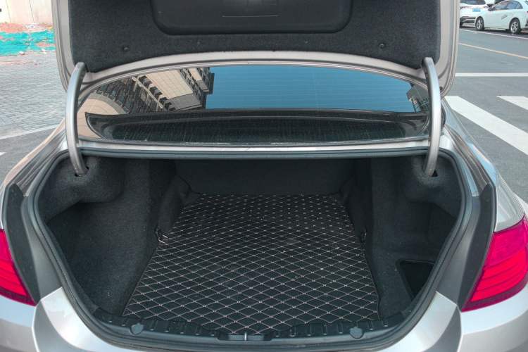 Used BMW 5 Series (Import) 2014 520i Elegant Edition