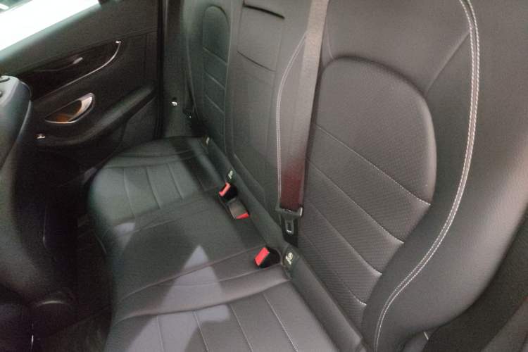 Used Mercedes-Benz GLC 2016 GLC 260 4MATIC Luxury Model Left Rear Seat