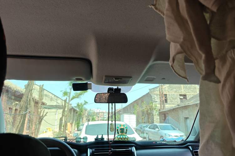 Used CHANGAN OSHAN X70A 2019 1.5L Manual Basic Version China VI Standard
