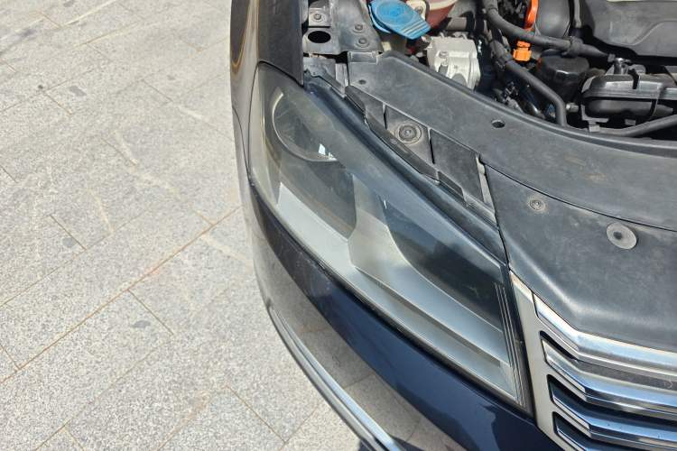 Used Volkswagen Magotan 2012 Revised Version 1.8TSI Leading Edition
