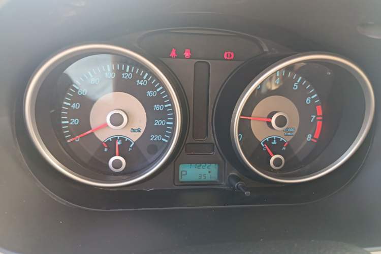 Used Buick Excelle 2013 1.5L Automatic Classic Model
