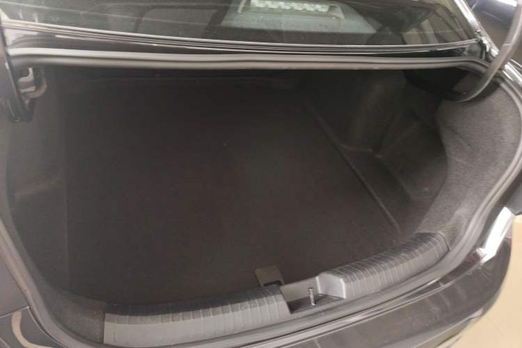 Used Volkswagen Sagitar 2023 200TSI DSG Excellence Edition Trunk