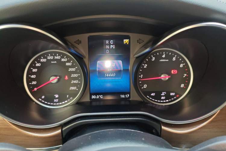 Used Mercedes-Benz V-Class 2022 V 260 L Long-wheelbase Luxury Edition