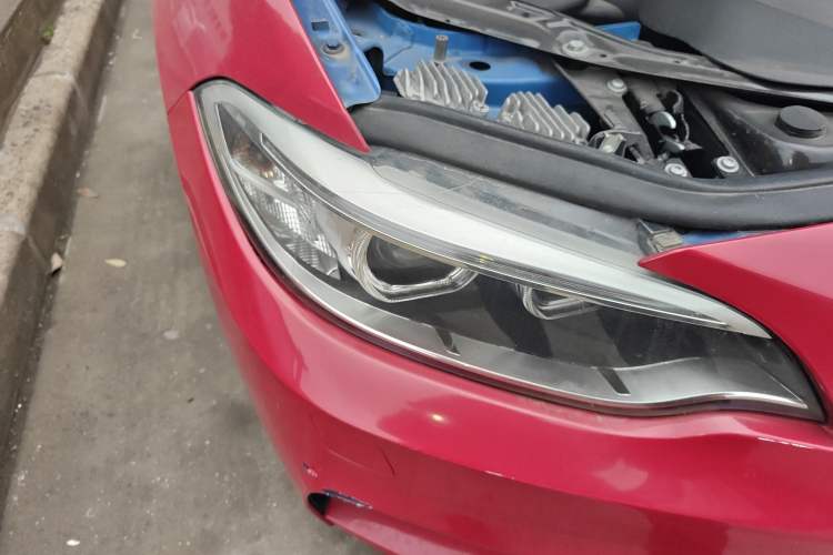 Used BMW 2 Series 2015 220i Convertible Coupe Leading Model
