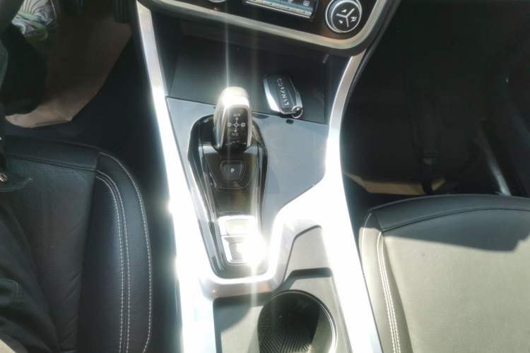 Used Lynk & Co 01 2017 2.0T Two-Wheel-Drive Version