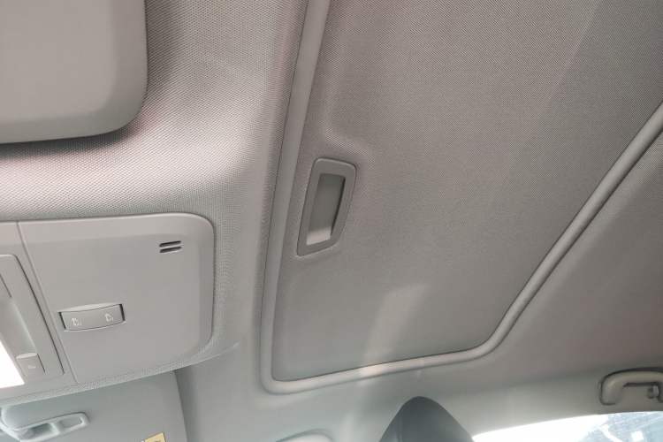 Used Buick GT 2021 Revised Version 1.3T Automatic Mild Hybrid Elite Edition Headliner