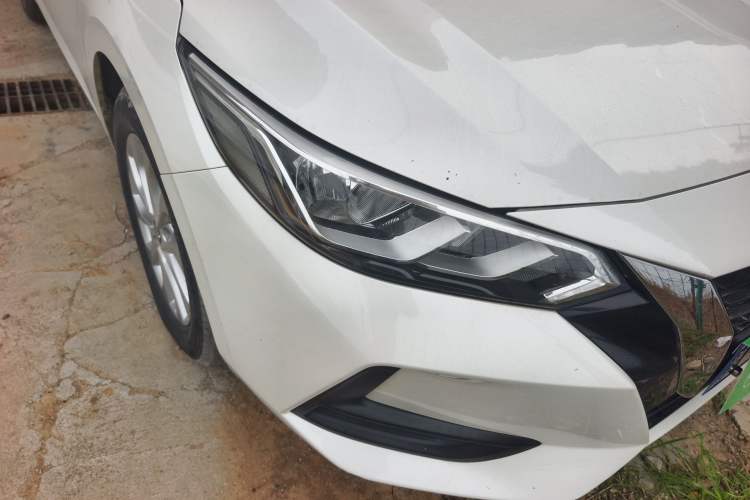 Used Nissan Sylphy 2020 1.6L XE CVT Comfort Edition Right Front Headlight