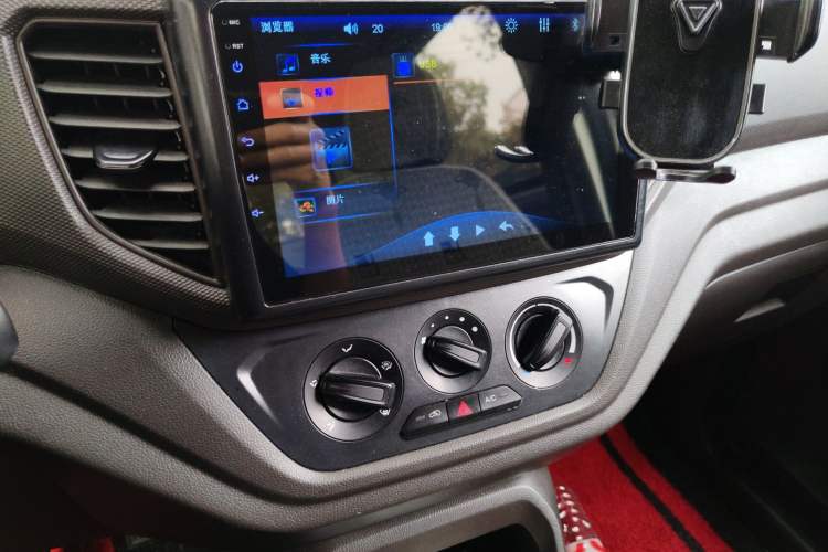 Used Wuling Hongguang V 2021 1.5L Jingqu Version LAR Audio And AC Panel