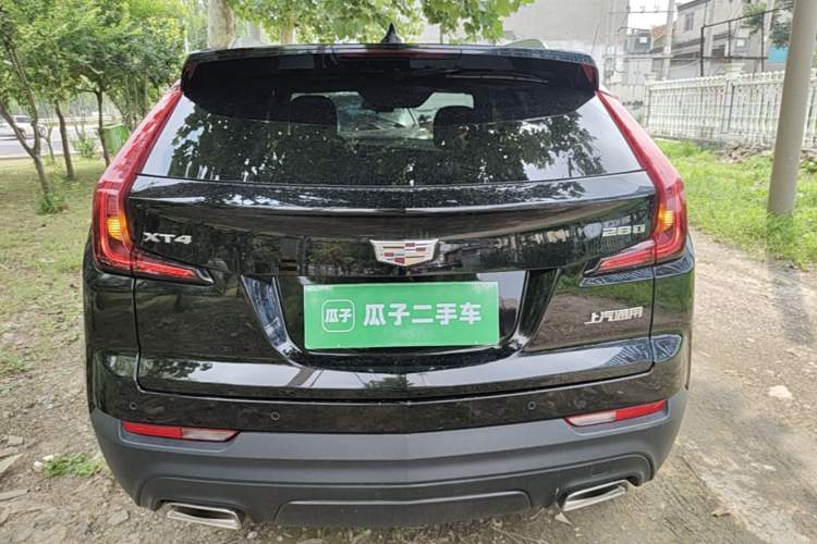 Used Cadillac XT4 2021 28T Two-Wheel Drive Tech Edition
