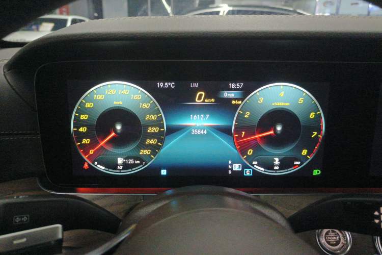 Used Mercedes-Benz E-Class 2023 Updated E 300 L Luxury Edition
