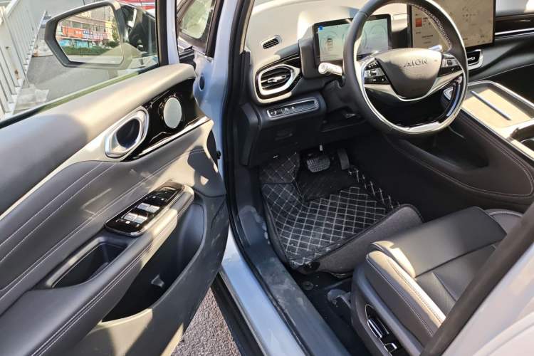 Used AION V 2024 Plus 70 Star Edition Lithium Iron Phosphate
