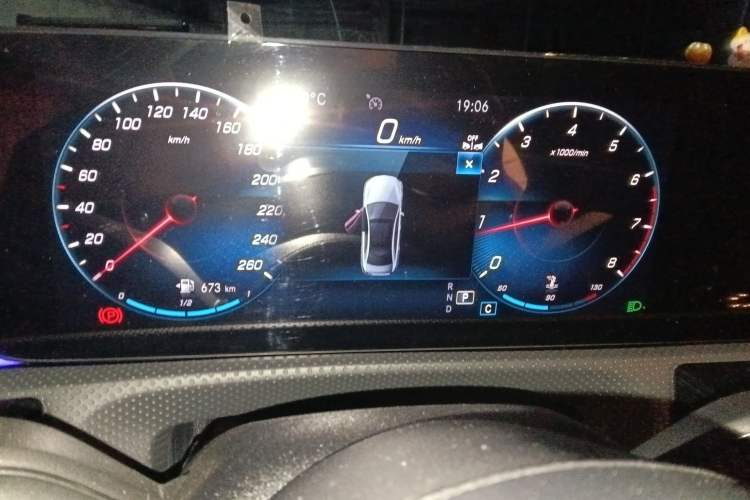 Used Mercedes-Benz A-Class 2022 Restyled A 200 L Sport Sedan Fashion Version
