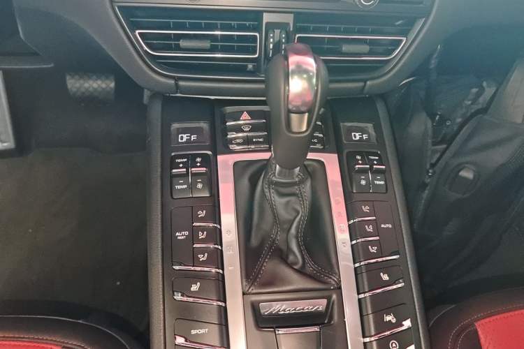 Used Porsche Macan 2021 Macan 2.0T