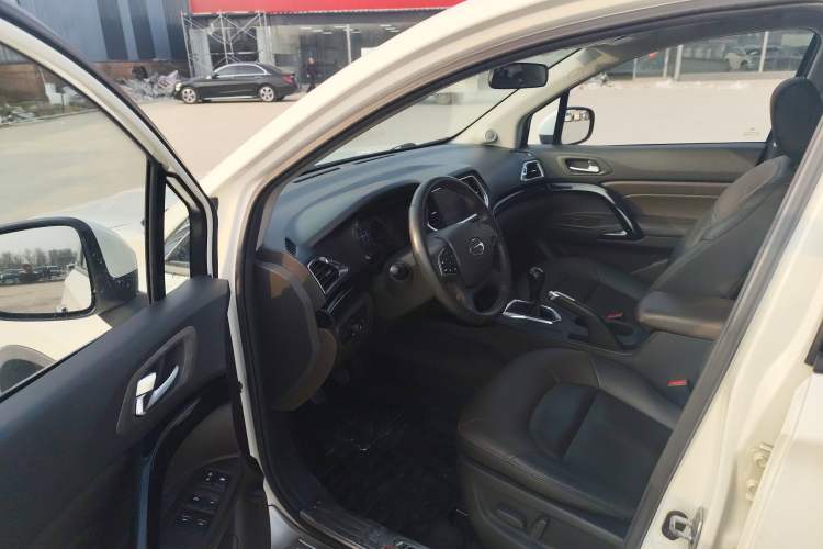 Used GAC Trumpchi GS4 2015 200T Manual Luxury Edition
