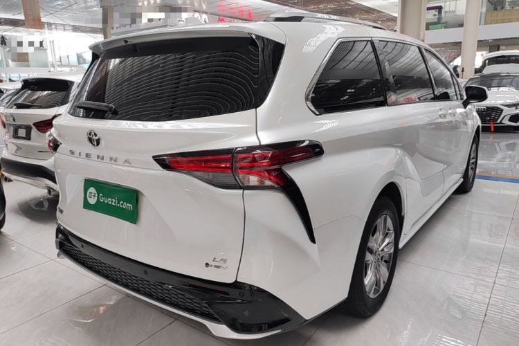 Used Toyota SIENNA 2024 2.5L Hybrid Comfort Edition