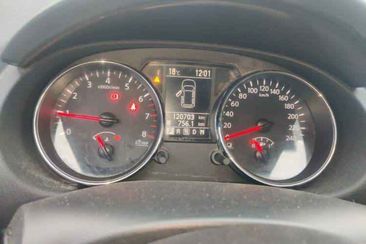 Used Nissan Qashqai 2012 2.0 XL Fire CVT 2WD Odometer Close Up