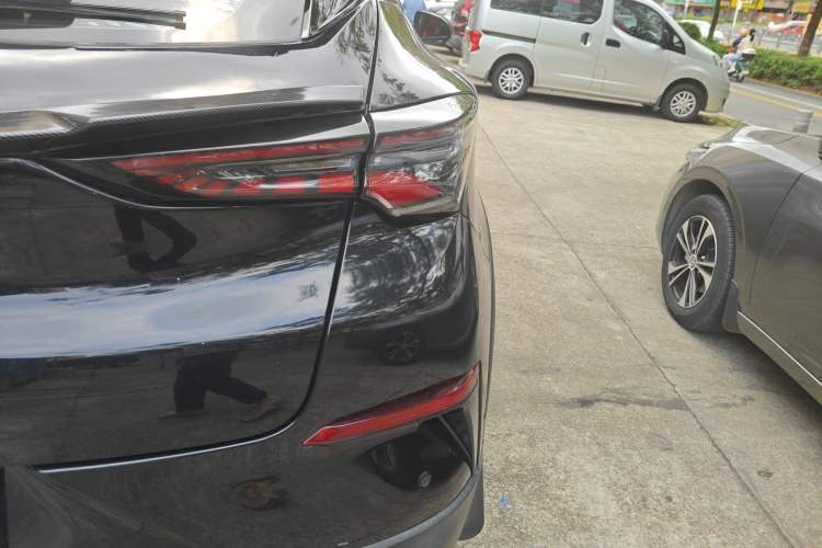 Used CHANGAN UNI-T 2020 1.5T Flagship Version Right Rear Taillight