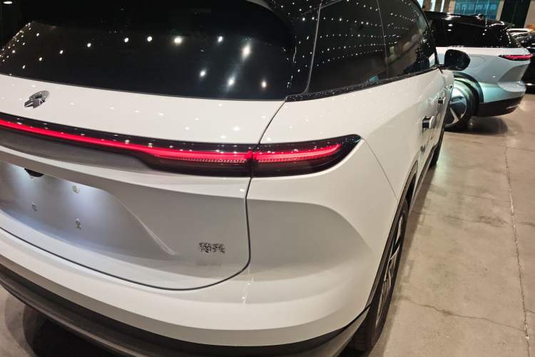 Used Nio ES6 2025 75 kWh Right Rear Taillight