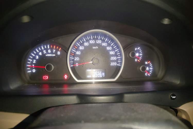 Used Kia Sportage 2013 2.0L Manual Two-Wheel Drive GL Trim
