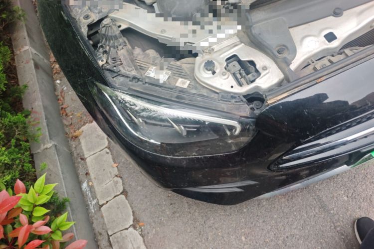 Used Mercedes-Benz E-Class New Energy 2021 E 350 e L Plug-in Hybrid Sports Sedan