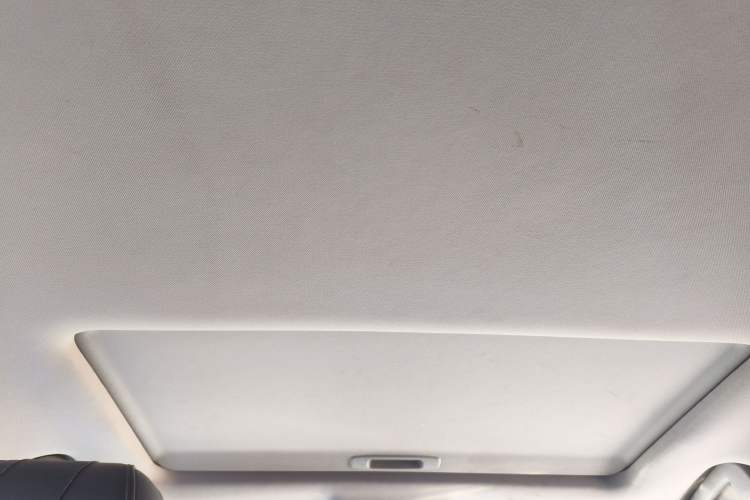 Used Dongfeng Aeolus A9 2016 1.8T Luxury Model Headliner