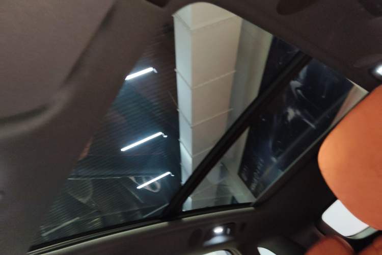 Used Hongqi HS6 PHEV 2026 220 All-Wheel Drive Smart Hybrid Version Headliner