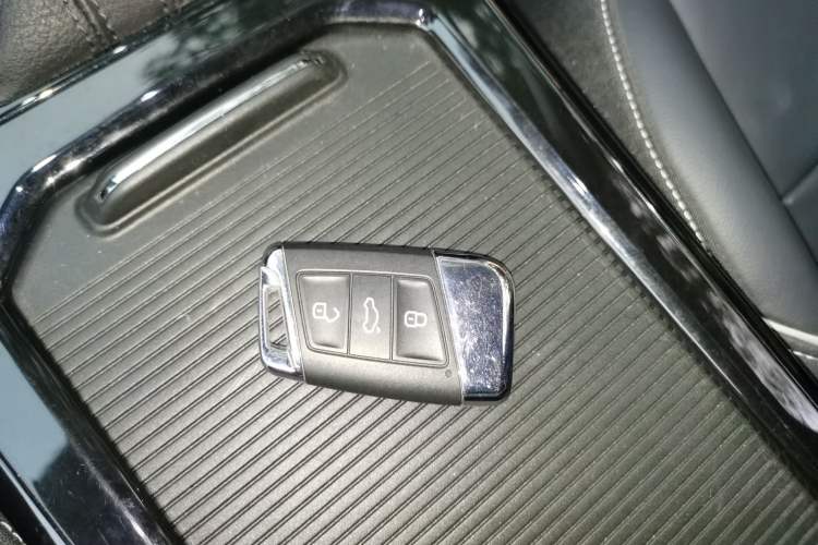 Used Volkswagen Passat 2023 Revised 330TSI Starry Elite Edition Vehicle Key