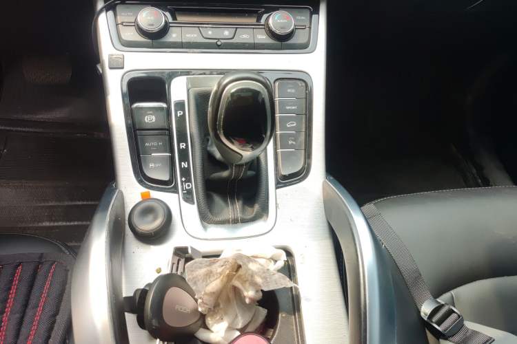 Used Geely Auto Emgrand X7 Sport 2016 1.8TD Automatic ZhiShang Model Gear Lever