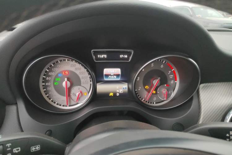 Used Mercedes-Benz GLA 2016 GLA 200 Fashion Model