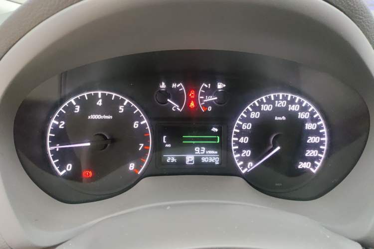 Used Nissan Sylphy 2014 1.6XV CVT Deluxe Edition Instrument Cluster