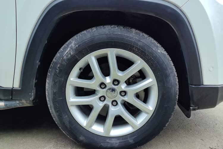 Used Jeep Commander 2018 2.0T Two-Wheel Drive Enjoy Edition China V