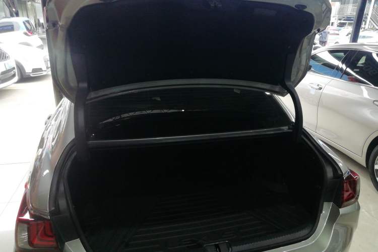 Used Lexus ES 2021 260 Excellence Edition