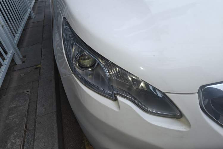 Used Peugeot 2008 2015 Playful Edition 1.6L Automatic Jade Model Right Front Headlight