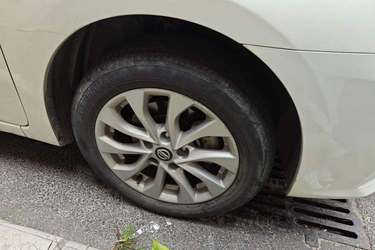 Used Nissan Sylphy 2021 Classic 1.6XL CVT Luxury Edition Right Front Wheel Hub