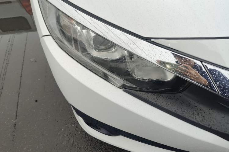 Used Honda Civic 2016 220TURBO CVT Luxury Edition
