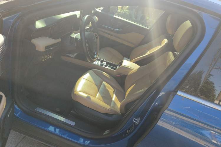 Used Lincoln Corsair 2020 2.0T Two-Wheel Drive Luxury Edition
