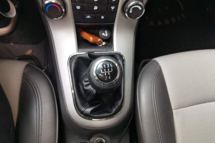 Used Chevrolet Cruze 2013 1.6L SE MT
