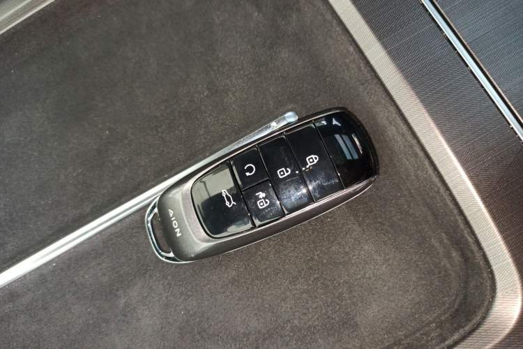 Used AION V 2024 Plus 70 Star Edition Lithium Iron Phosphate
