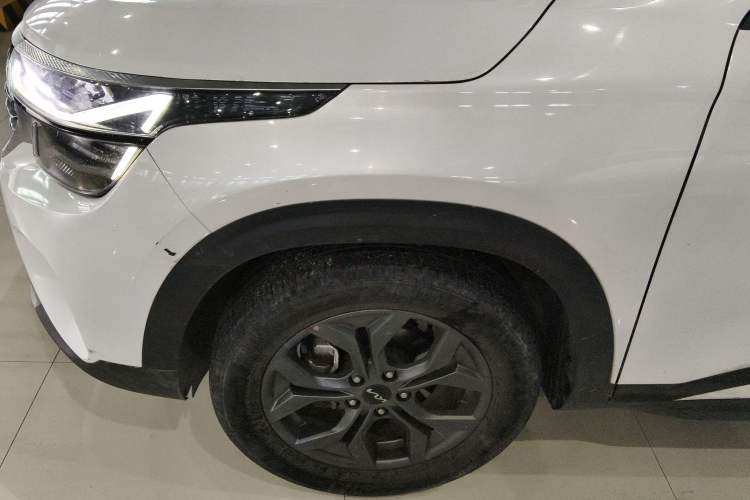 Used Kia Seltos 2023 1.5L CVT Luxury Edition Left Front Wheel Hub